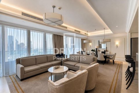 Appartement à Downtown Dubai (Downtown Burj Dubai), Dubai, 4 chambres, 269.51 m², № 138239