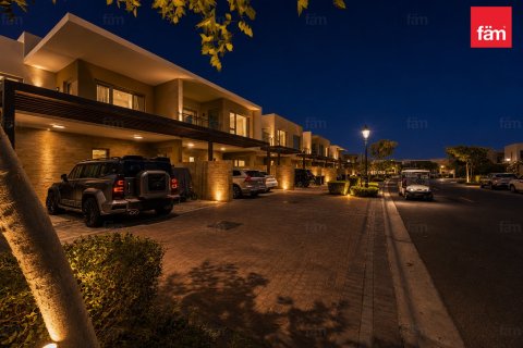Villa in Dubai 3 bedrooms, 159.2 sq.m. № 123122