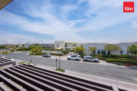 Villa in Dubai 3 bedrooms, 159.2 sq.m. № 123122 - photo 23
