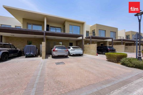 Villa in Dubai 3 bedrooms, 159.2 sq.m. № 123122 - photo 28