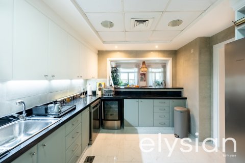 Apartamento en Shoreline Apartments, Palm Jumeirah, Dubai, 2 dormitorios, 185 m², № 37850 - foto 13