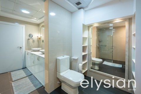 Apartamento en Shoreline Apartments, Palm Jumeirah, Dubai, 2 dormitorios, 185 m², № 37850 - foto 5