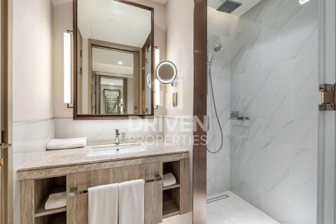 Снять в аренду квартиру в Address Harbour Point, Dubai Creek Harbour (The Lagoons), Дубай: 2 спальни, 104.33м², № 129983 - фото 6