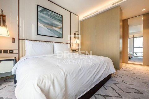 Снять в аренду квартиру в Address Harbour Point, Dubai Creek Harbour (The Lagoons), Дубай: 2 спальни, 104.33м², № 129983 - фото 8