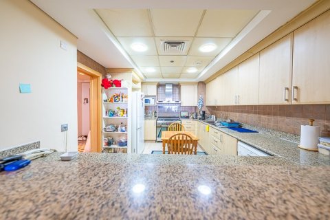 Appartement à Shoreline Apartments, Palm Jumeirah, Dubai, 2 chambres, 183.46 m², № 3833 - photo 15
