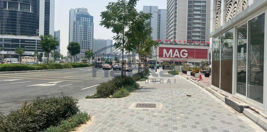 Shop in Business Bay, Dubai 196.2 sq.m. № 7675