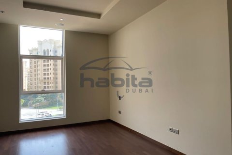 Снять в аренду квартиру в Tiara Residences, Пальма Джумейра, Дубай: 2 спальни, 159м², № 7664 - фото 10
