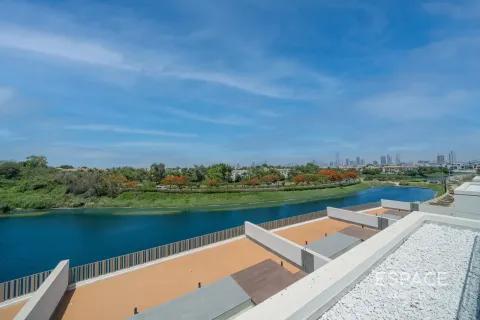 Villa in Jumeirah Park, Dubai 5 bedrooms, 555 sq.m. № 122327