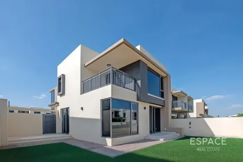Villa à Dubai Hills Estate, Dubai, 4 chambres, 229 m², № 122331