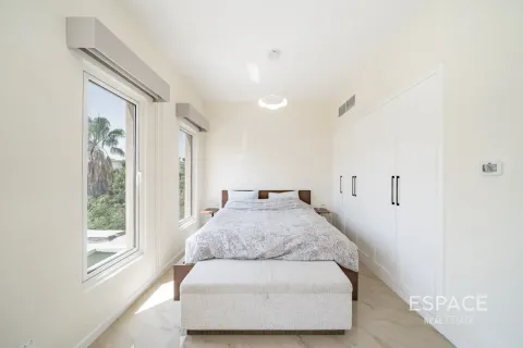 Villa à The Springs, Dubai, 2 chambres, 167 m², № 122330 - photo 13