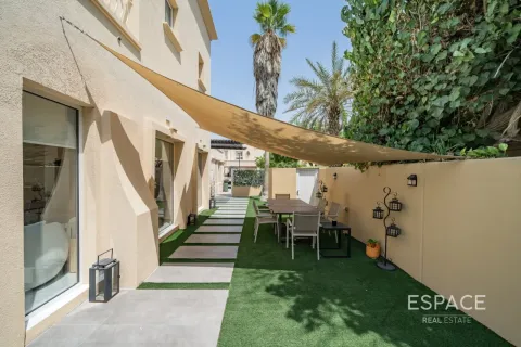 Villa à The Springs, Dubai, 2 chambres, 167 m², № 122330 - photo 19