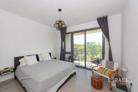 Villa in Dubai Hills Estate, Dubai 3 bedrooms, 207 sq.m. № 122346 - photo 16