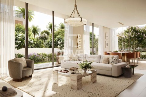 Villa in Dubai Investment Park, Dubai 5 bedrooms, 544.97 sq.m. № 140043 - photo 13