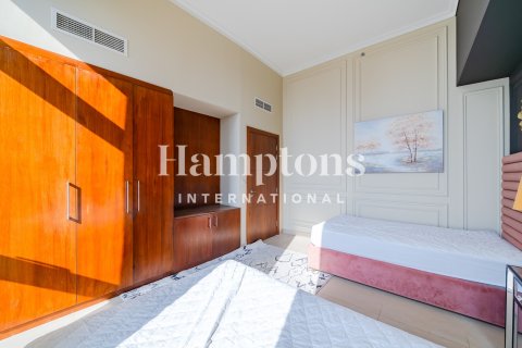 Apartment in Downtown Dubai (Downtown Burj Dubai), Dubai 3 bedrooms, 165.38963672 sq.m. № 112603 - photo 4