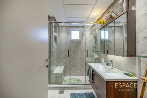 Villa in Meadows, Dubai 4 bedrooms, 563 sq.m. № 62299 - photo 5
