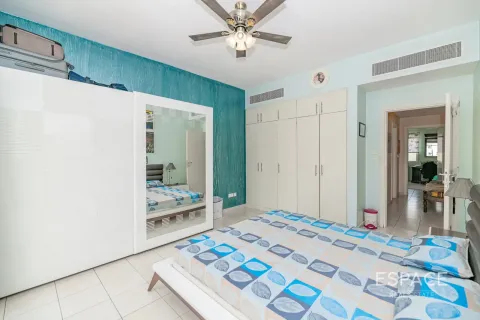 Villa in Meadows, Dubai 4 bedrooms, 563 sq.m. № 62299 - photo 10