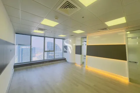 Снять в аренду офис в JLT Cluster I, Джумейра Лейк Тауэрс, Дубай: 107м², № 113229 - фото 15