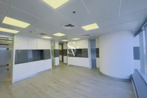 Снять в аренду офис в JLT Cluster I, Джумейра Лейк Тауэрс, Дубай: 107м², № 113229 - фото 7