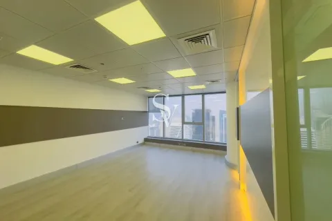 Снять в аренду офис в JLT Cluster I, Джумейра Лейк Тауэрс, Дубай: 107м², № 113229 - фото 16