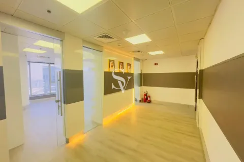 Снять в аренду офис в JLT Cluster I, Джумейра Лейк Тауэрс, Дубай: 107м², № 113229 - фото 10