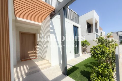 Villa à Arabian Ranches 3, Dubai, 4 chambres, 447.99963369 m², № 113143 - photo 18