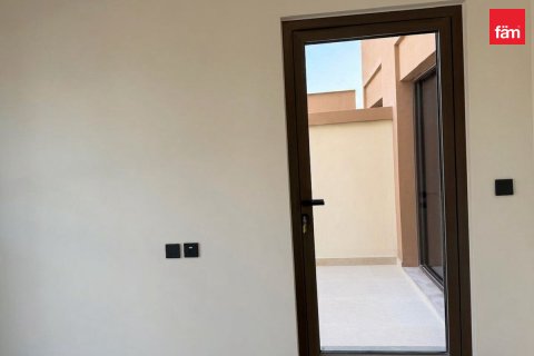 Townhouse in Dubai 4 bedrooms, 144 sq.m. № 123291 - photo 9
