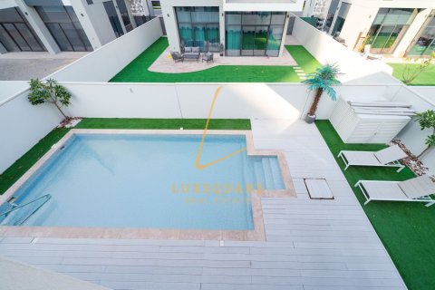 Villa in Murooj Al Furjan, Al Furjan, Dubai 4 bedrooms, 548 sq.m. № 113213 - photo 24