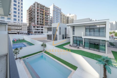 Villa in Murooj Al Furjan, Al Furjan, Dubai 4 bedrooms, 548 sq.m. № 113213 - photo 2