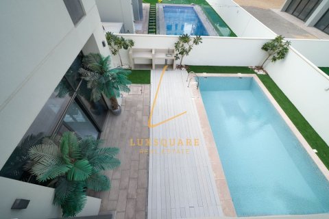 Villa in Murooj Al Furjan, Al Furjan, Dubai 4 bedrooms, 548 sq.m. № 113213 - photo 25
