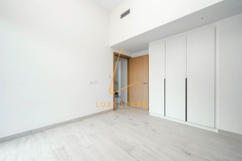 Villa in Murooj Al Furjan, Al Furjan, Dubai 4 bedrooms, 548 sq.m. № 113213 - photo 7