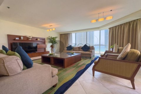 Квартира в Джумейра Бич Резиденс, Дубай, 3 спальни, 240м², № 37635