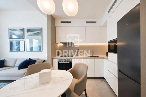 Снять в аренду квартиру в Address Harbour Point, Dubai Creek Harbour (The Lagoons), Дубай: 1 спальня, 67.63м², № 128123 - фото 4