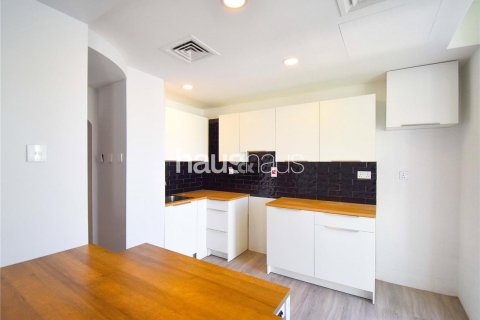 Maison de ville à The Springs, Dubai, 2 chambres, 157 m², № 43634 - photo 3