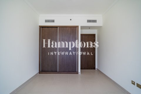 Apartment in Dubai Harbour, Dubai 2 bedrooms, 111.54956113 sq.m. № 115154 - photo 11