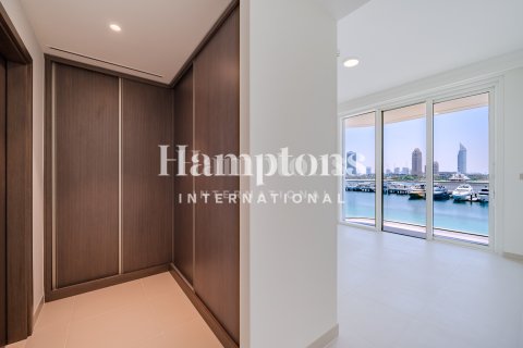 Apartment in Dubai Harbour, Dubai 2 bedrooms, 111.54956113 sq.m. № 115154 - photo 6