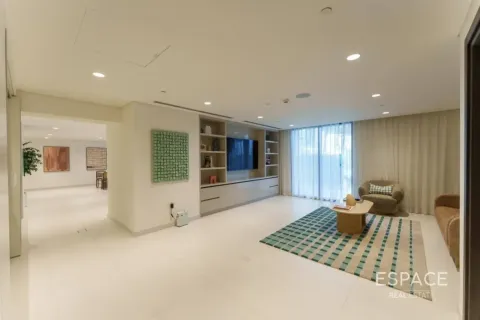 Apartment in Dubai Harbour, Dubai 2 bedrooms, 107 sq.m. № 122505 - photo 16