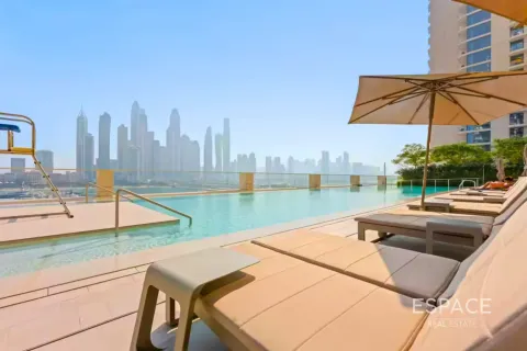 Apartment in Dubai Harbour, Dubai 2 bedrooms, 107 sq.m. № 122505 - photo 2