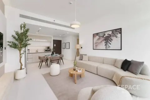 Apartment in Dubai Harbour, Dubai 2 bedrooms, 107 sq.m. № 122505 - photo 12