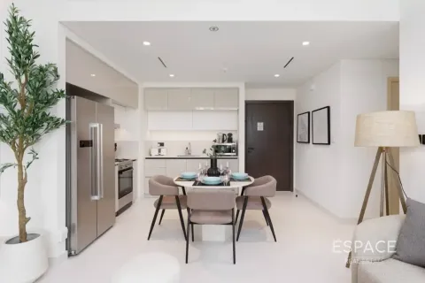 Apartment in Dubai Harbour, Dubai 2 bedrooms, 107 sq.m. № 122505 - photo 13