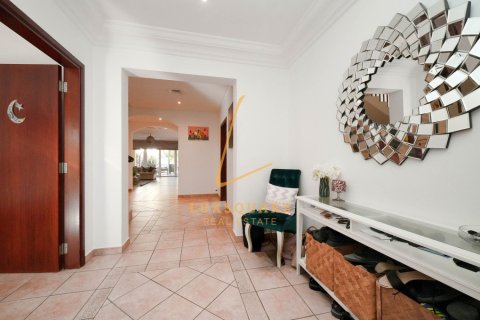 Townhouse in Green Community, Dubai 4 bedrooms, 375 sq.m. № 99598 - photo 11