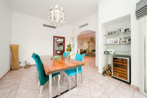 Townhouse in Green Community, Dubai 4 bedrooms, 375 sq.m. № 99598 - photo 6