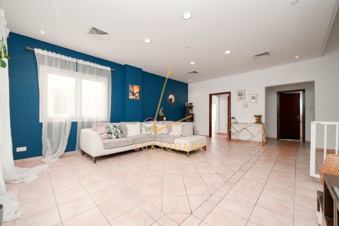 Townhouse in Green Community, Dubai 4 bedrooms, 375 sq.m. № 99598 - photo 24