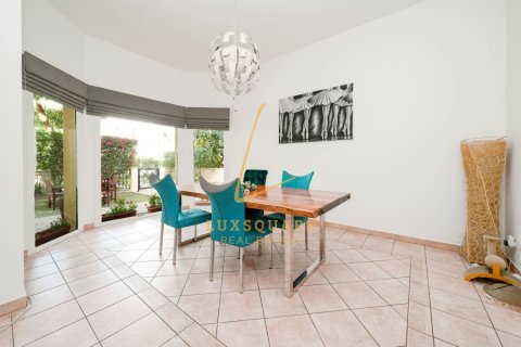 Townhouse in Green Community, Dubai 4 bedrooms, 375 sq.m. № 99598 - photo 4