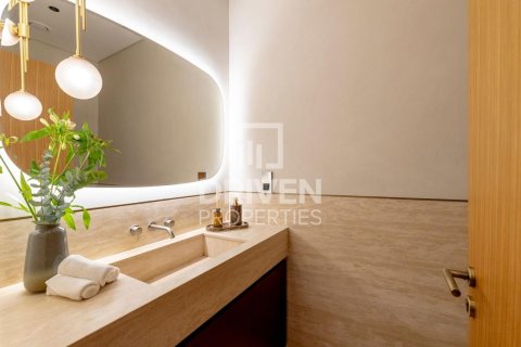 Apartment in Jumeirah, Dubai 3 bedrooms, 278.34 sq.m. № 140191 - photo 27