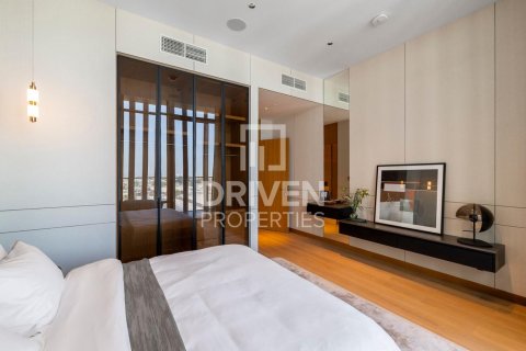Apartment in Jumeirah, Dubai 3 bedrooms, 278.34 sq.m. № 140191 - photo 28