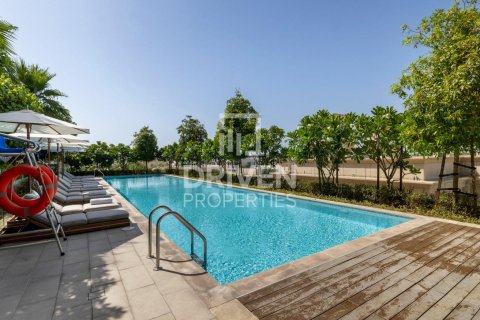 Apartment in Jumeirah, Dubai 3 bedrooms, 278.34 sq.m. № 140191 - photo 7