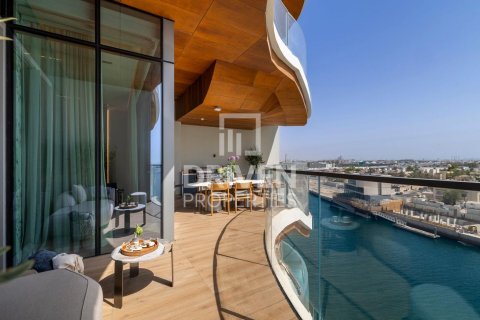 Apartment in Jumeirah, Dubai 3 bedrooms, 278.34 sq.m. № 140191 - photo 9