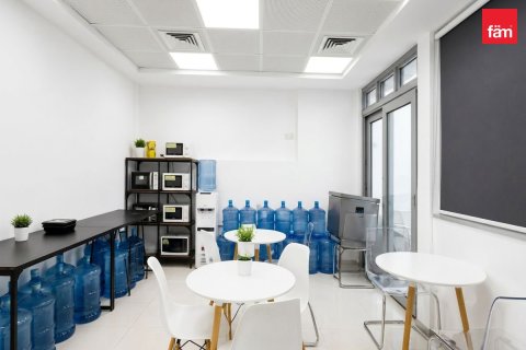 Office in Business Bay, Dubai 195.7 sq.m. № 124512 - photo 9