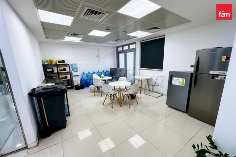 Office in Business Bay, Dubai 195.7 sq.m. № 124512 - photo 5