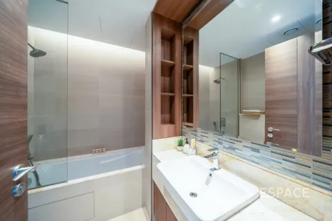 Appartement à IMPERIAL AVENUE à Downtown Dubai (Downtown Burj Dubai), Dubai, 3 chambres, 189 m², № 123069 - photo 15